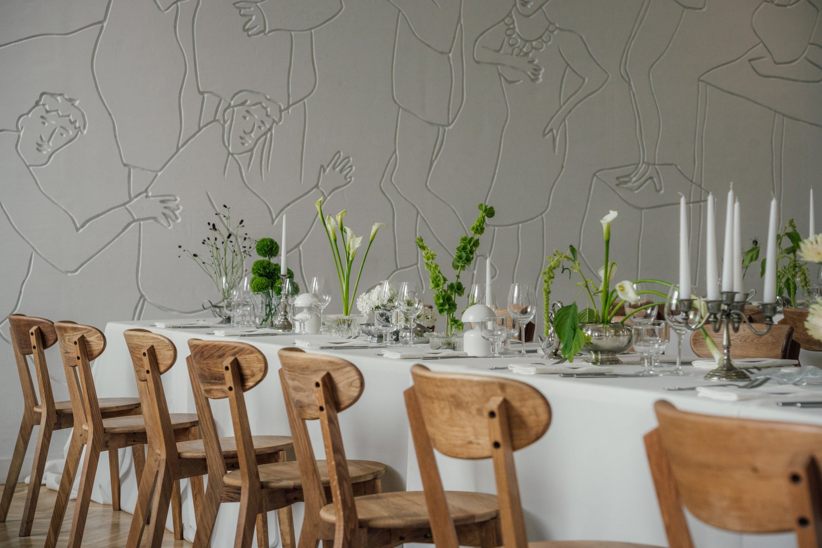 wedding reception table decor in vynvytis kaunas lithuania