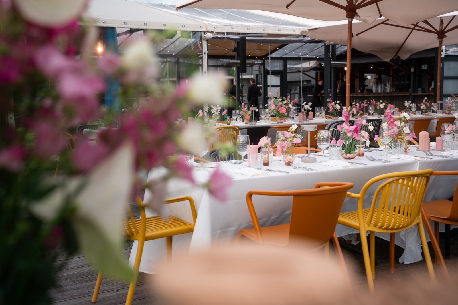 Full wedding reception decor in vilnius oldtown near neris